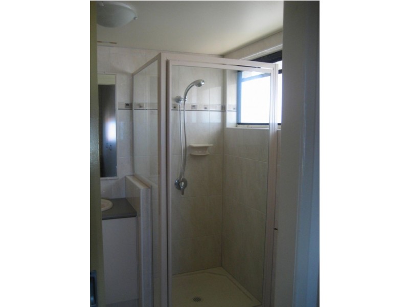 8/28 Levuka Ave, Kings Beach QLD 4551