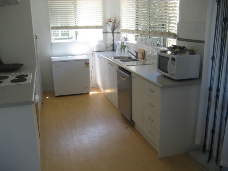 1/7 Mahia Tce, Kings Beach QLD 4551