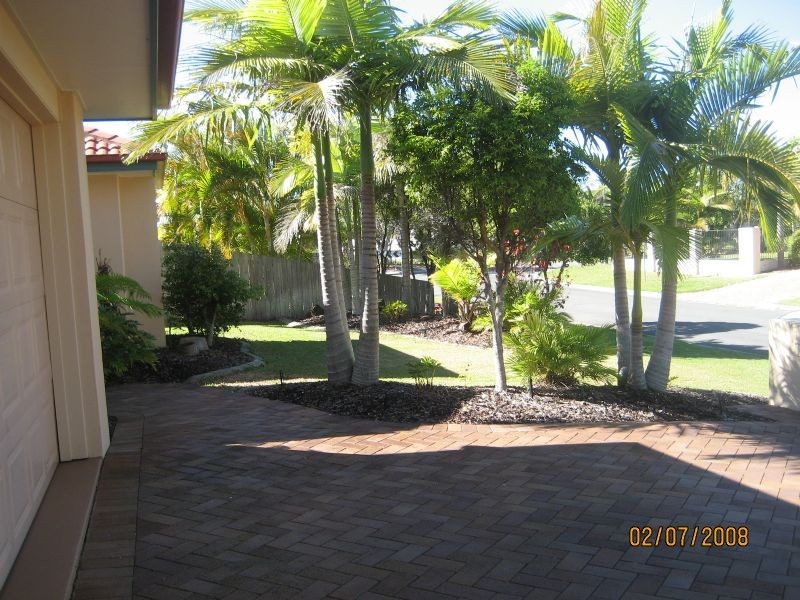 25 Gradorean Street, Pelican Waters QLD 4551