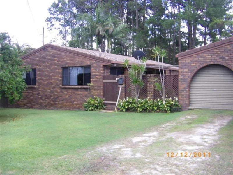 12 Glenray St, Caloundra QLD 4551