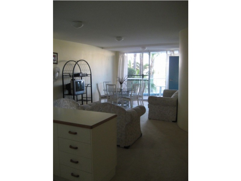 2/14 Mahia Tce, Kings Beach QLD 4551