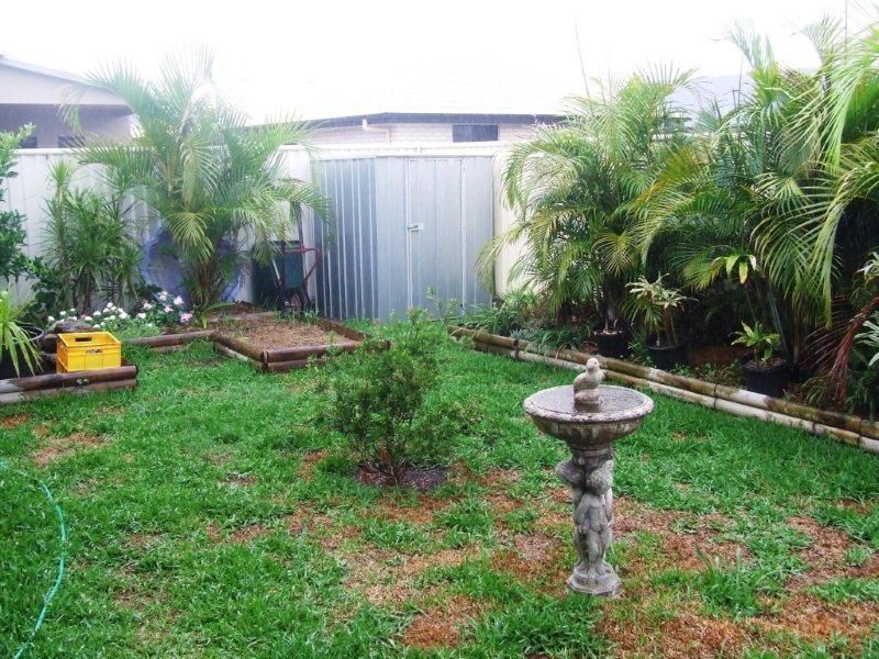 12 Wheeler Cres, Caloundra West QLD 4551