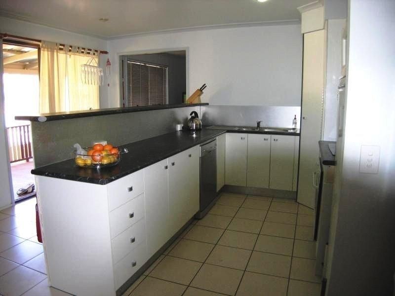 17 Dorson Drive, Mooloolah Valley QLD 4553