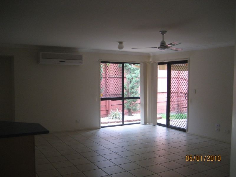 8 Cheviot Crt, Little Mountain QLD 4551