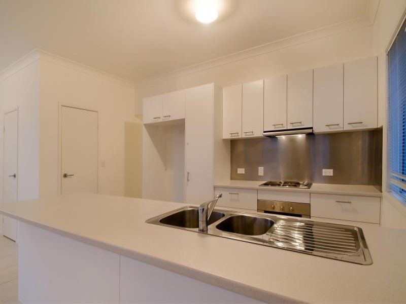 63 Kurrajong Cres, Meridan Plains QLD 4551