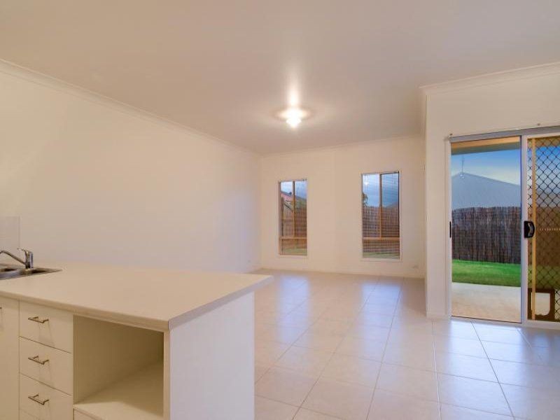 63 Kurrajong Cres, Meridan Plains QLD 4551