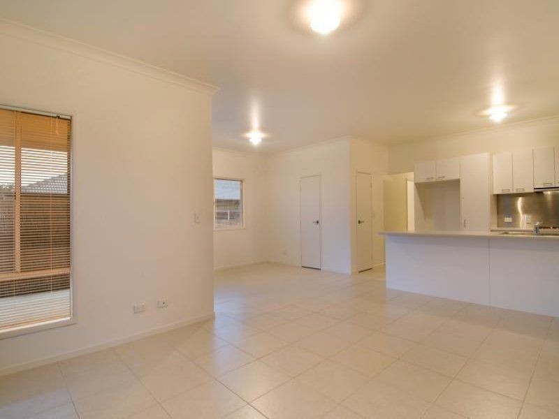 63 Kurrajong Cres, Meridan Plains QLD 4551