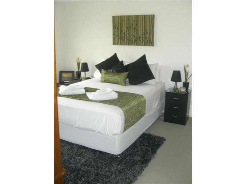51 Huntley Pl, Caloundra West QLD 4551