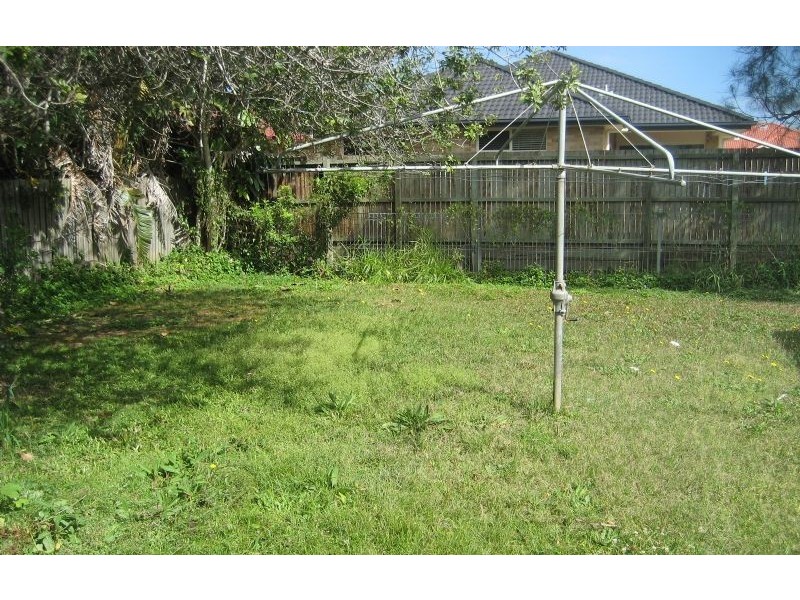 45 Kowonga St, Pacific Paradise QLD 4564