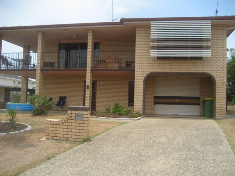 8 Rowell St, Battery Hill QLD 4551