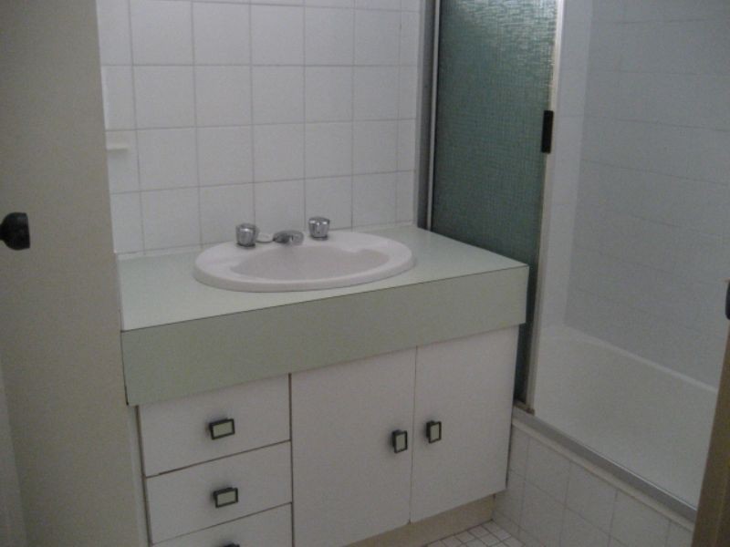 8/88 Albert St, Kings Beach QLD 4551