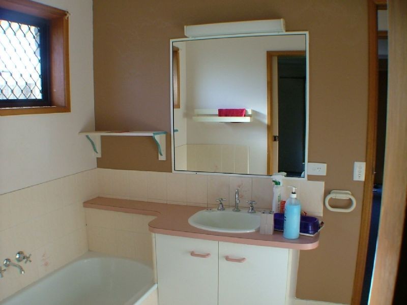 38 Baroona St, Wurtulla QLD 4575