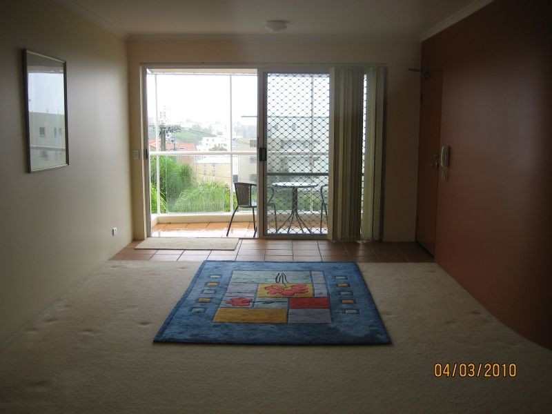 5/14 Mahia Terrace, Kings Beach QLD 4551