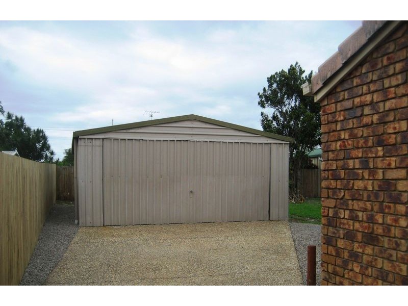 29 St Pauls Ave, Golden Beach QLD 4551