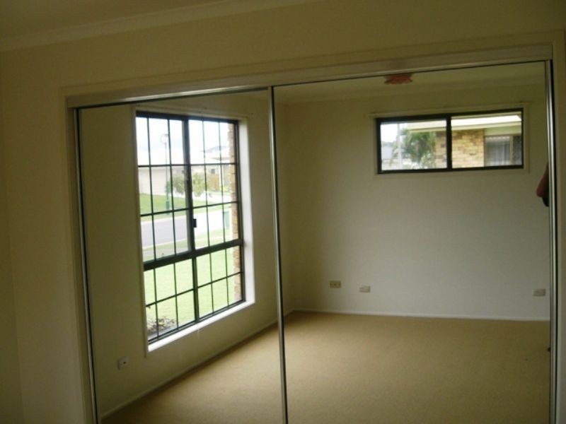 29 St Pauls Ave, Golden Beach QLD 4551