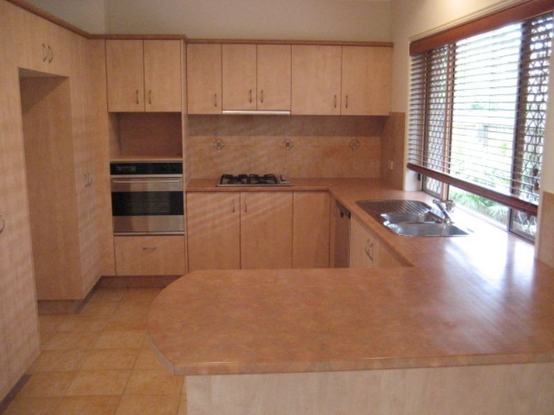 25 Gradorean St, Pelican Waters QLD 4551