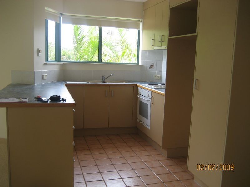 2/64 Esplanade, Golden Beach QLD 4551