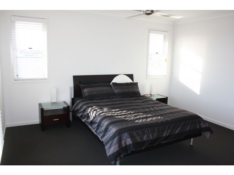 22 Wilkea St, Meridan Plains QLD 4551