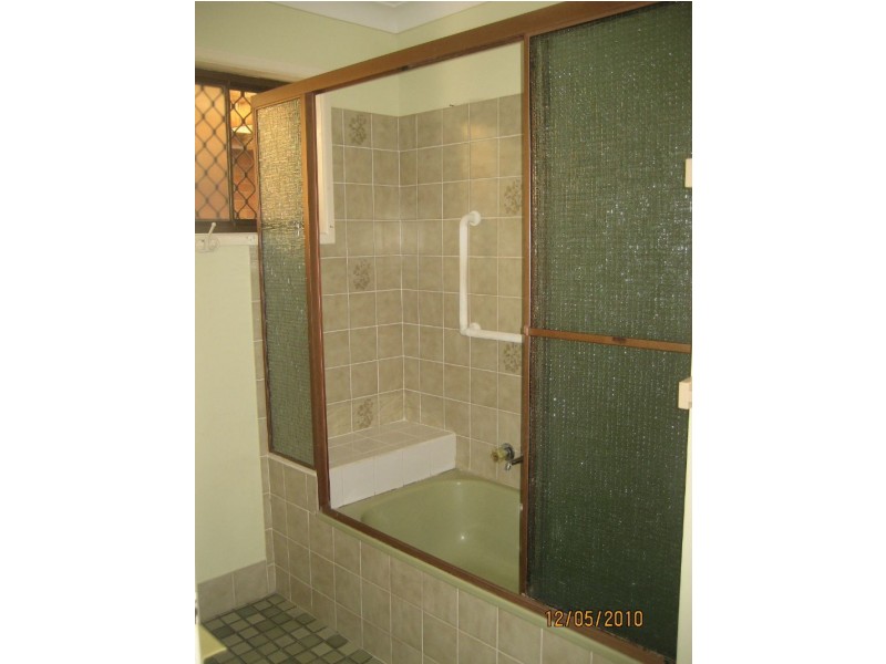 32 Pozieres Cres, Aroona QLD 4551