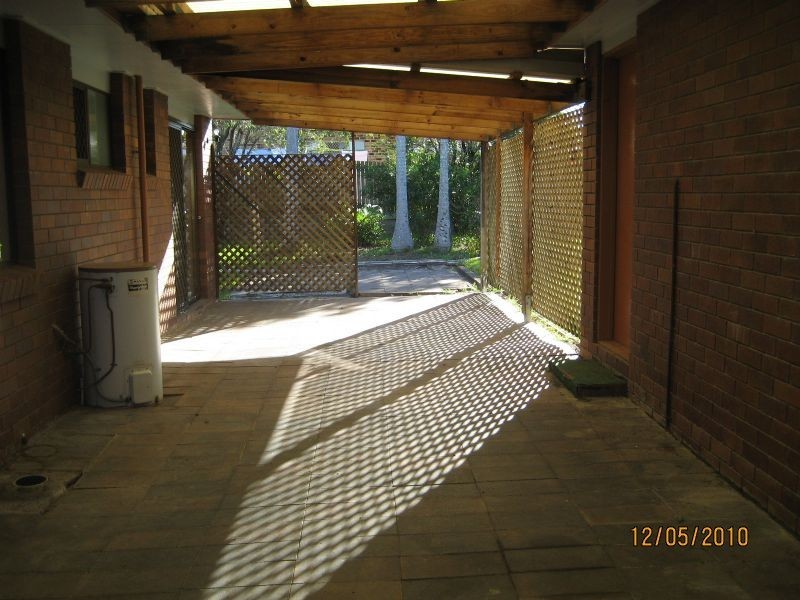 32 Pozieres Cres, Aroona QLD 4551