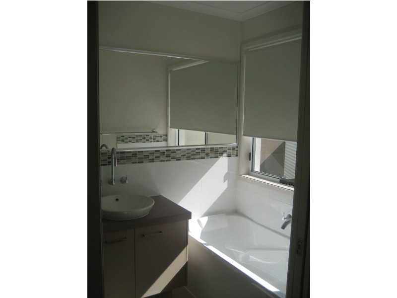 8b Cottonwood, Meridan Plains QLD 4551