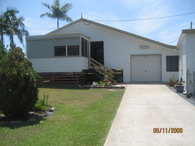 13 The Esplanade, Coochin Creek QLD 4519