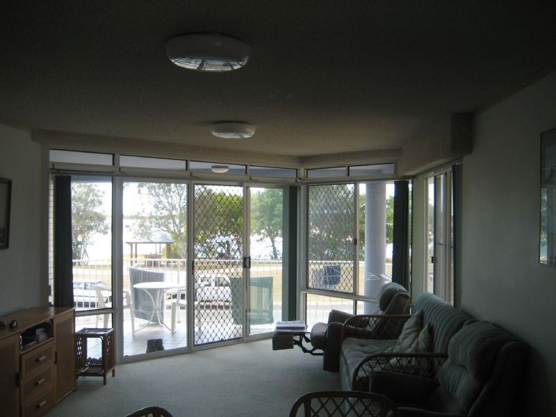 1/58 Esplanade, Golden Beach QLD 4551