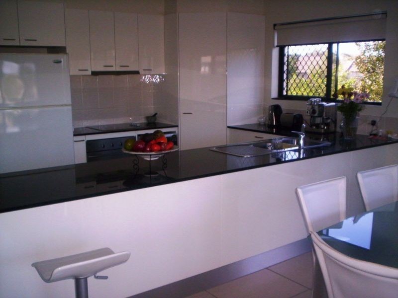 2/4 Andrew Ave, Little Mountain QLD 4551