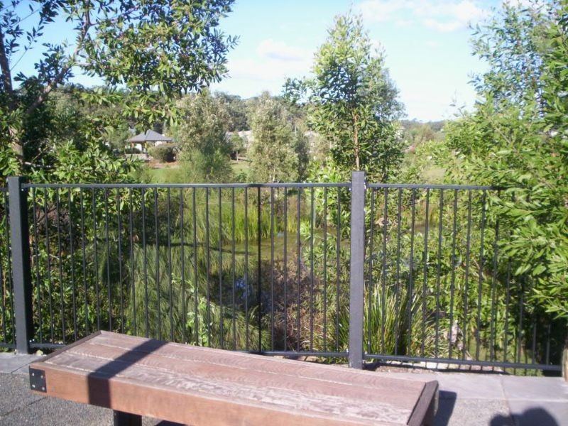 2/4 Andrew Ave, Little Mountain QLD 4551