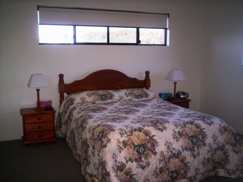 2/4 Andrew Ave, Little Mountain QLD 4551