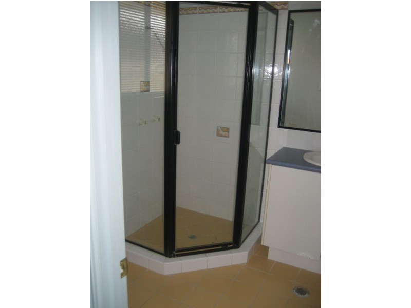 5 Lachlan Close, Caloundra West QLD 4551