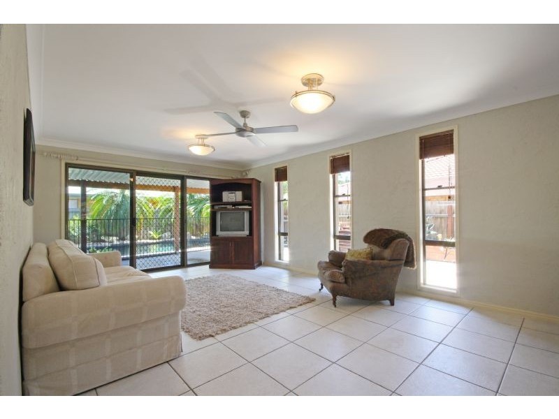 22 Marawa Drive, Parrearra QLD 4575