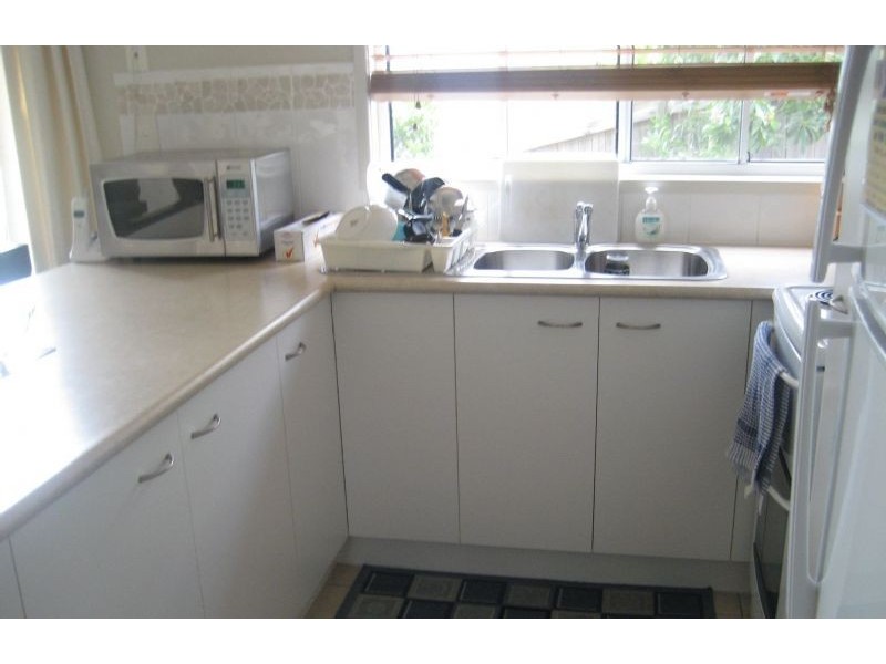 2/24 Birch Street, Caloundra West QLD 4551