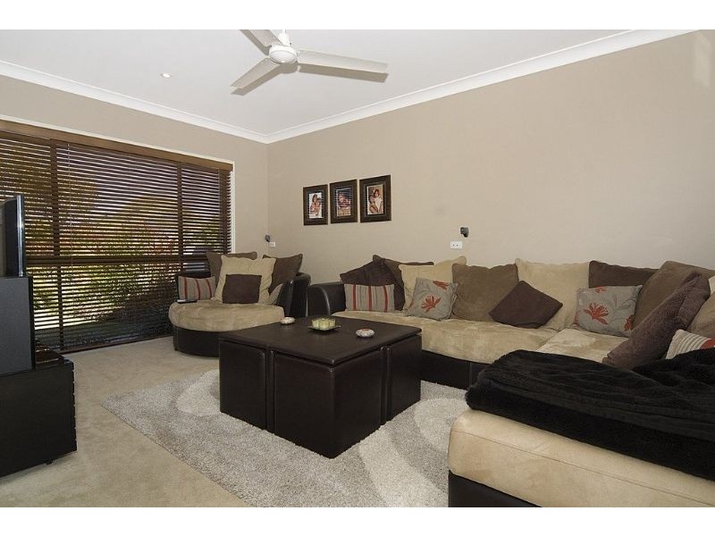 9 Schnappering Close, Pelican Waters QLD 4551