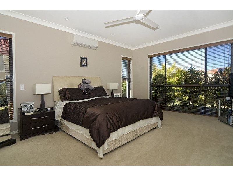9 Schnappering Close, Pelican Waters QLD 4551