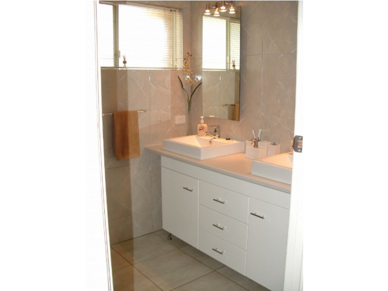 2 Slim Street, Golden Beach QLD 4551