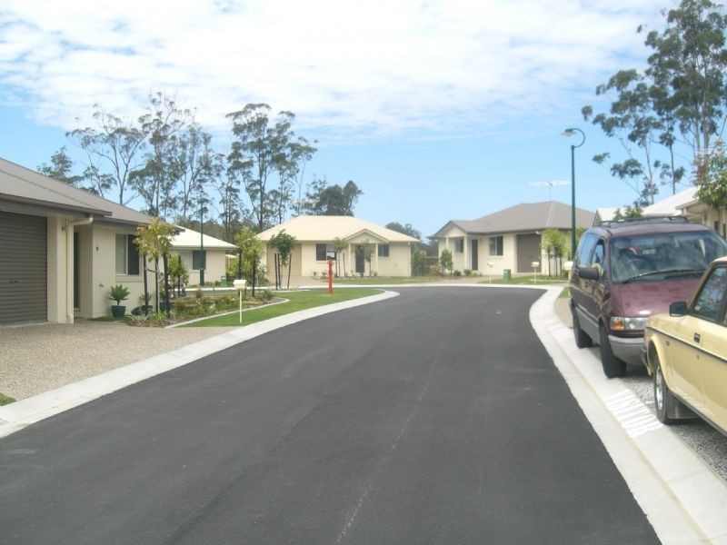16-24 Margaret Street, Woodford QLD 4514