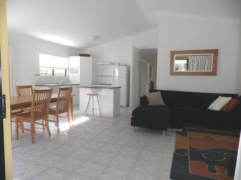 12 Pinehurst Street, Currimundi QLD 4551