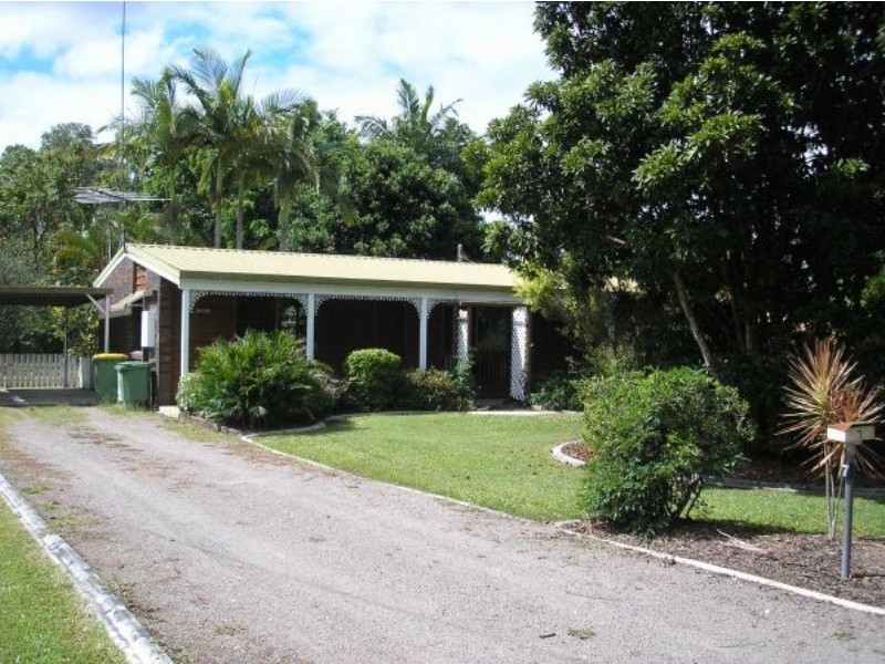 7 Connection Road, Mooloolah Valley QLD 4553