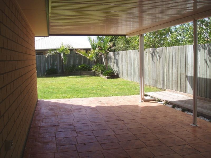 12 Rosslare Street, Caloundra West QLD 4551
