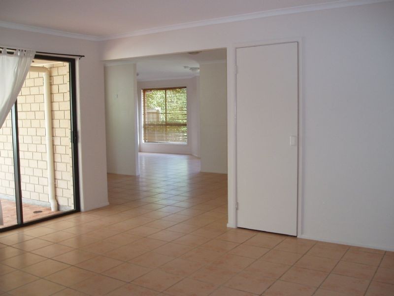 12 Rosslare Street, Caloundra West QLD 4551