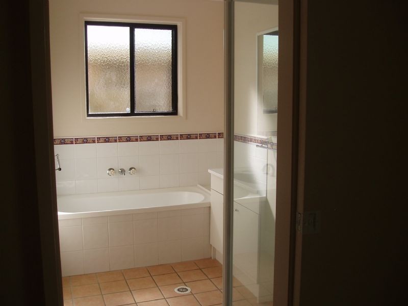 12 Rosslare Street, Caloundra West QLD 4551