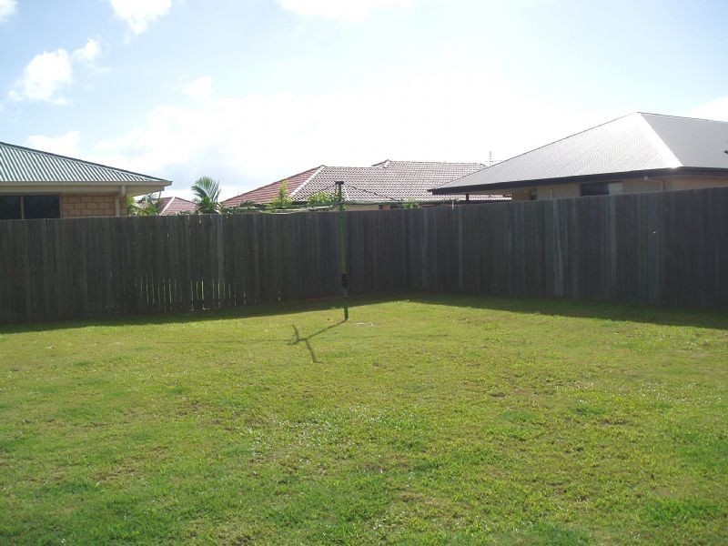 12 Rosslare Street, Caloundra West QLD 4551