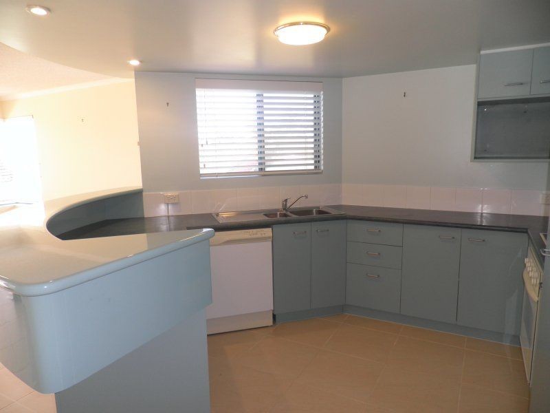 2/20 McIlwraith Street, Moffat Beach QLD 4551