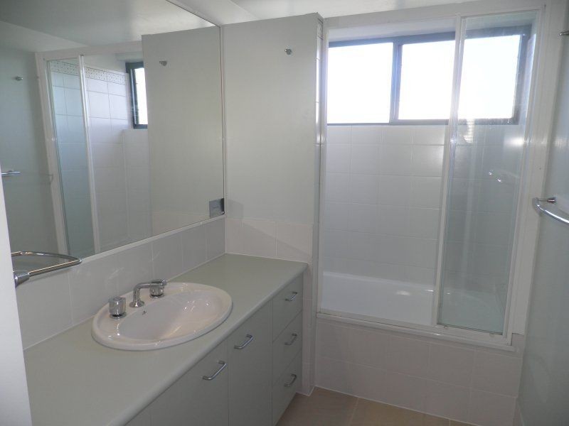 2/20 McIlwraith Street, Moffat Beach QLD 4551