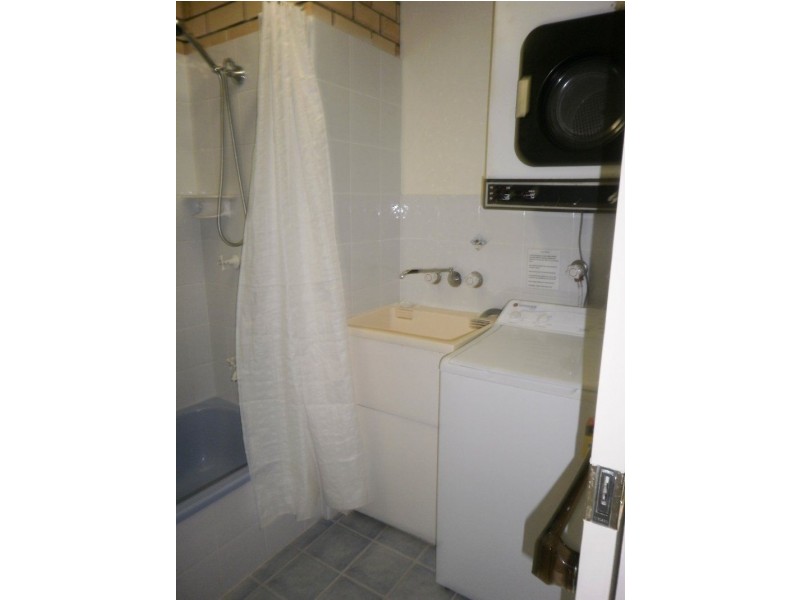 4/21 Landsborough Parade, Golden Beach QLD 4551