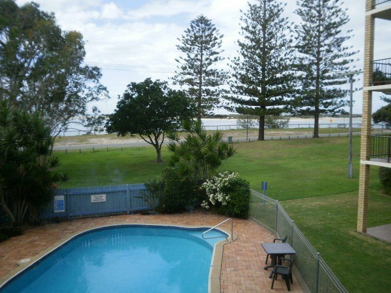 4/21 Landsborough Parade, Golden Beach QLD 4551