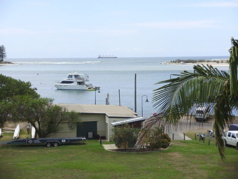 9/7 Landsborough Parade, Golden Beach QLD 4551