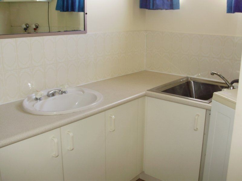 9/7 Landsborough Parade, Golden Beach QLD 4551