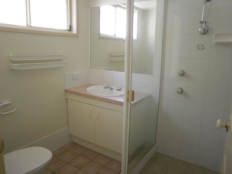 8 Pegwell Place, Currimundi QLD 4551